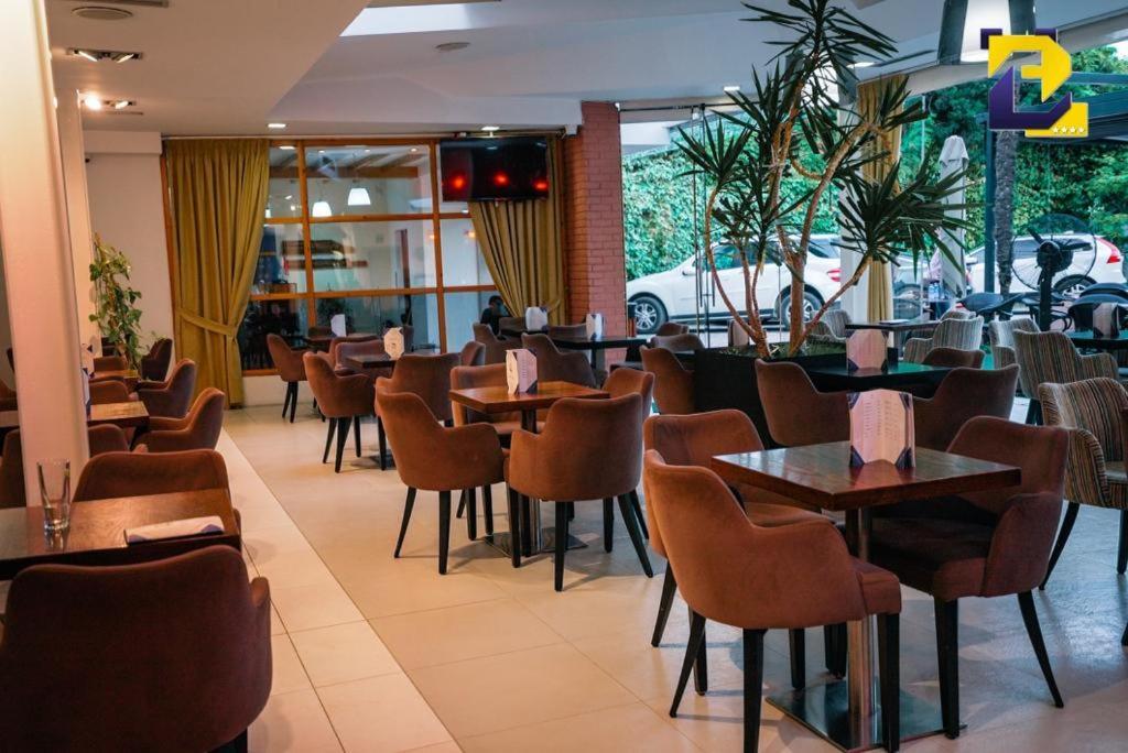 Hotel Bermon Tirana Eksteriør billede