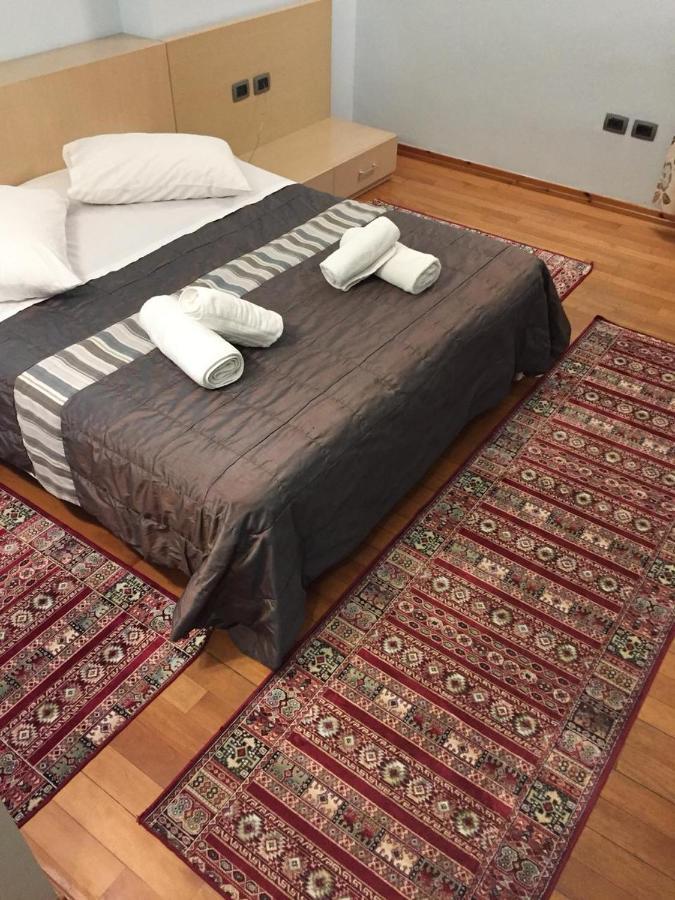 Hotel Bermon Tirana Eksteriør billede
